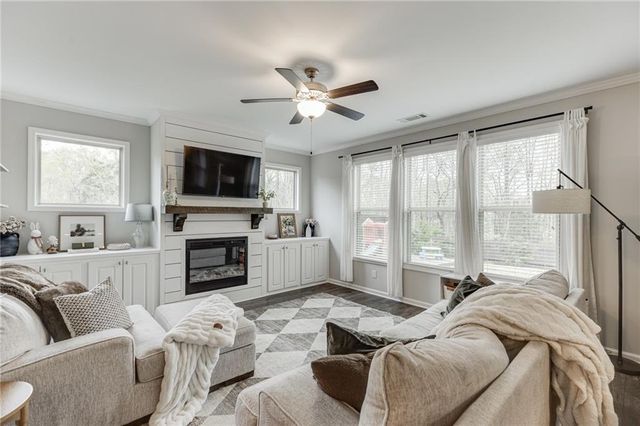 5474 Railway Lane, Flowery Branch, GA 30542