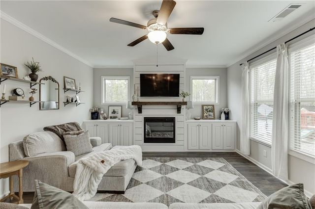 5474 Railway Lane, Flowery Branch, GA 30542