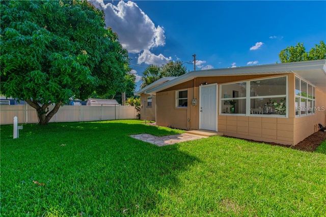 5418 11TH AVENUE S, Gulfport, FL 33707