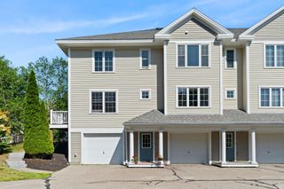 3 Stonewall Way # B, Exeter, NH 03833