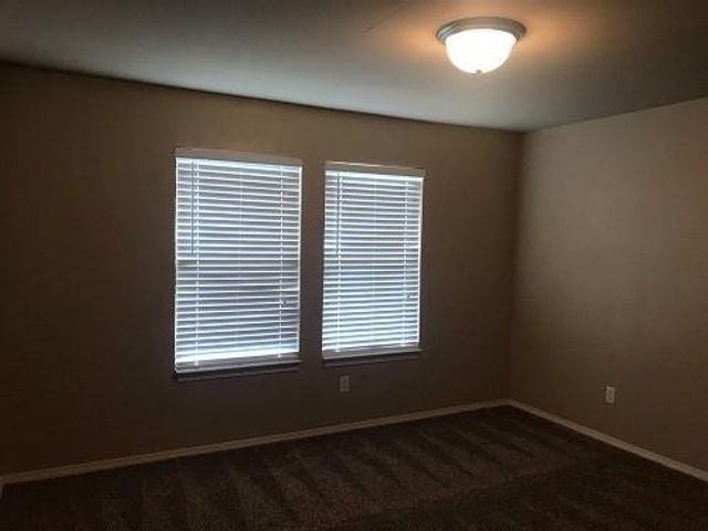 9500 SW 25th Street, Oklahoma City, OK 73128