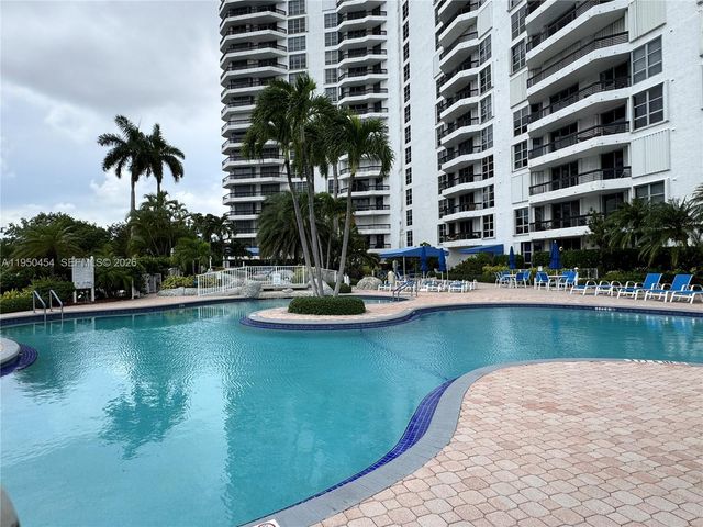 3530 Mystic Pointe Dr 2602 + Parking, Aventura, FL 33180