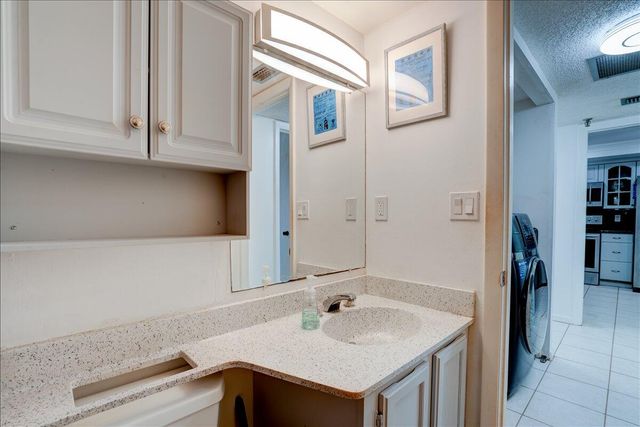 7030 Half Moon Circle 515, Hypoluxo, FL 33462