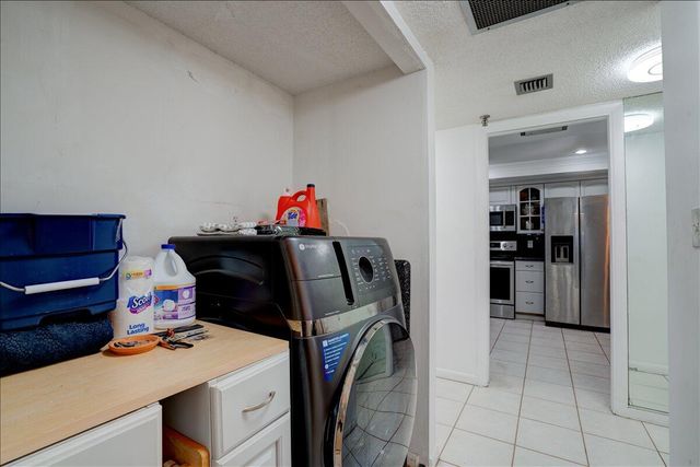 7030 Half Moon Circle 515, Hypoluxo, FL 33462
