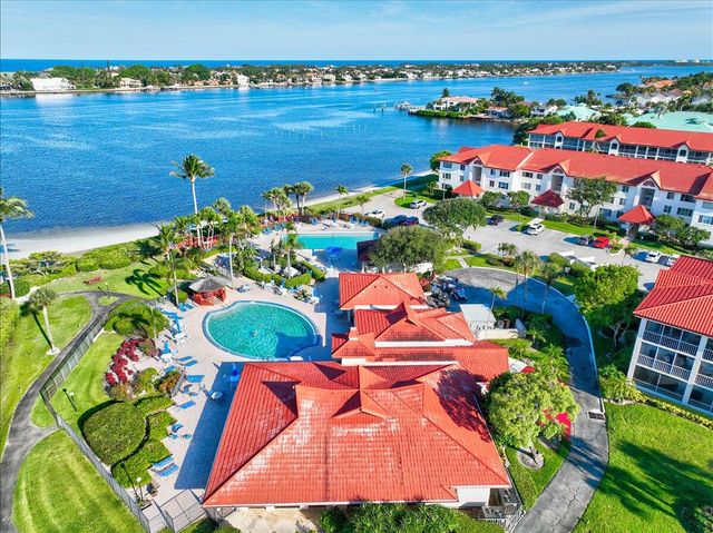 7030 Half Moon Circle 515, Hypoluxo, FL 33462