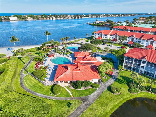 7030 Half Moon Circle 515, Hypoluxo, FL 33462