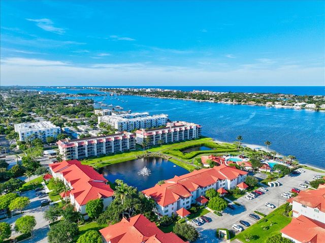 7030 Half Moon Circle 515, Hypoluxo, FL 33462