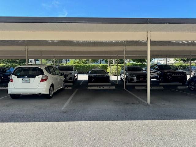 7030 Half Moon Circle 515, Hypoluxo, FL 33462