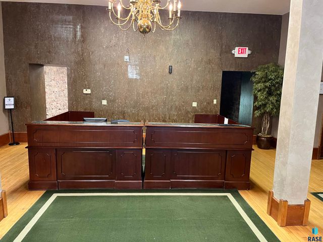 102 N Krohn Pl Place 211, Sioux Falls, SD 57103