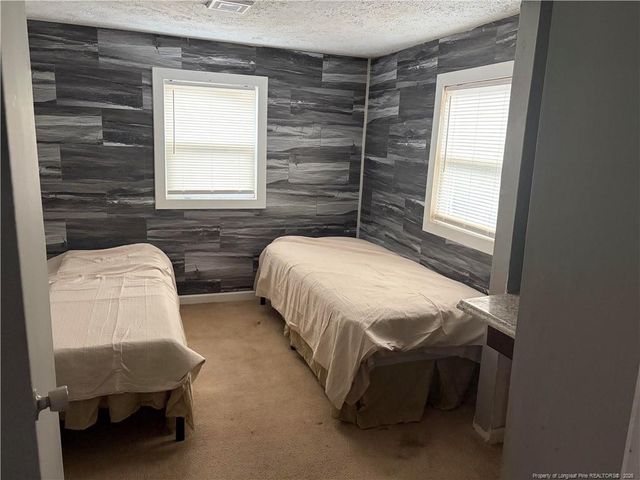 1017 Henderson Avenue, Fayetteville, NC 28301