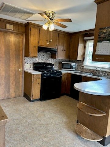 10 Holland Street 2, Cranston, RI 02920