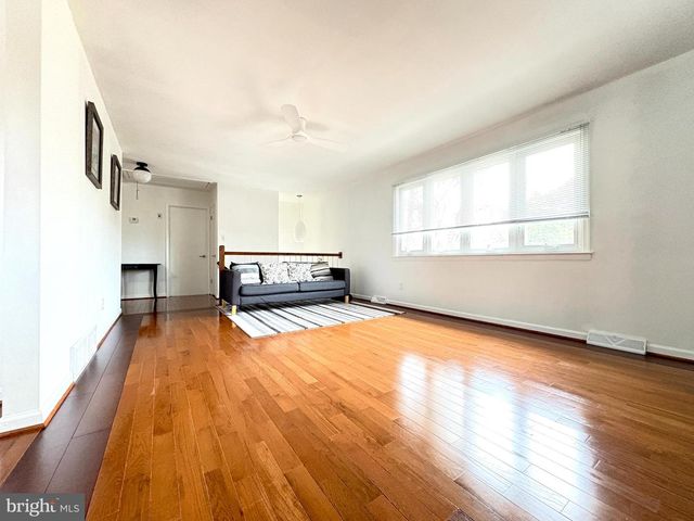 8900 WILSON AVE, Manassas, VA 20110