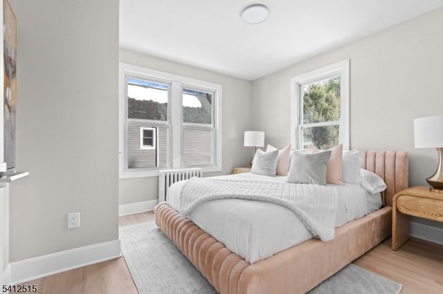 56 Harvey St, Closter Boro, NJ 07624