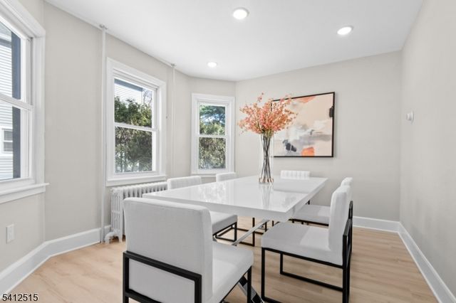 56 Harvey St, Closter Boro, NJ 07624