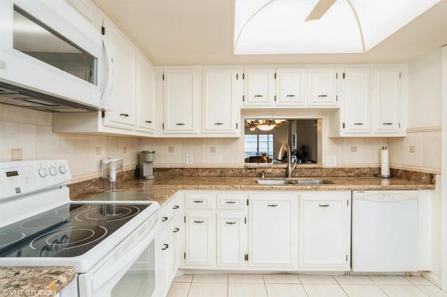 250 John F Kennedy Drive 408, Atlantis, FL 33462