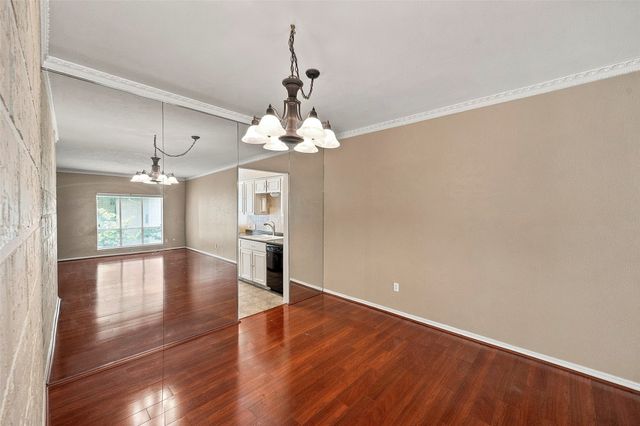 4320 Bellaire Drive S 225W, Fort Worth, TX 76109