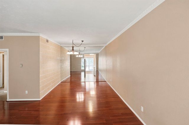 4320 Bellaire Drive S 225W, Fort Worth, TX 76109