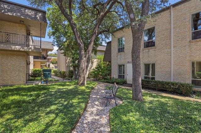 4320 Bellaire Drive S 225W, Fort Worth, TX 76109