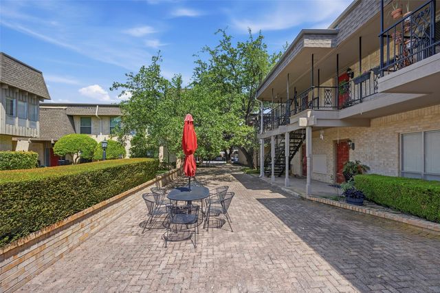 4320 Bellaire Drive S 225W, Fort Worth, TX 76109