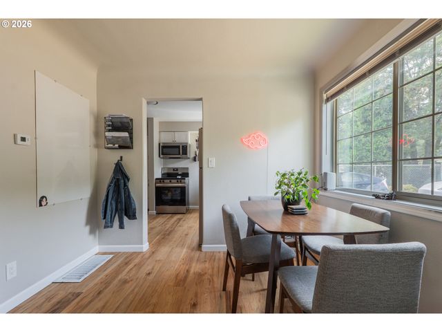 3068 PRINGLE Rd Ne, Salem, OR 97302