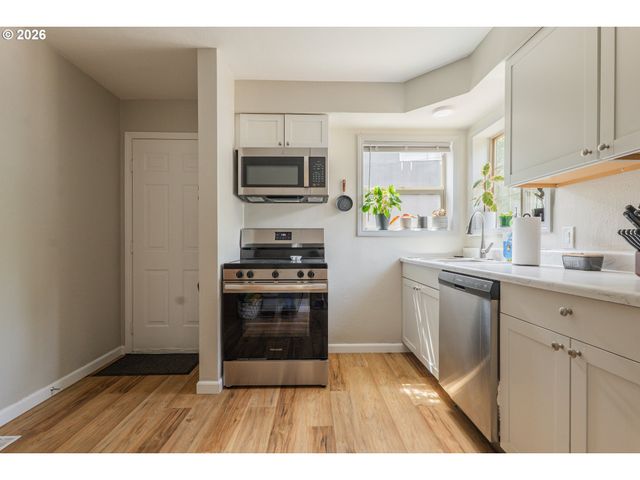 3068 PRINGLE Rd Ne, Salem, OR 97302