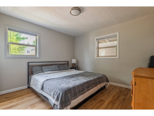 3068 PRINGLE Rd Ne, Salem, OR 97302