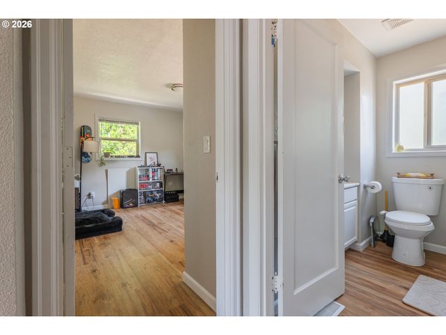3068 PRINGLE Rd Ne, Salem, OR 97302