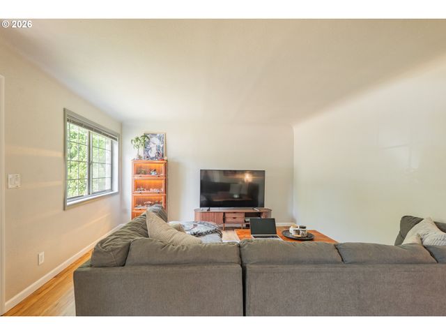 3068 PRINGLE Rd Ne, Salem, OR 97302