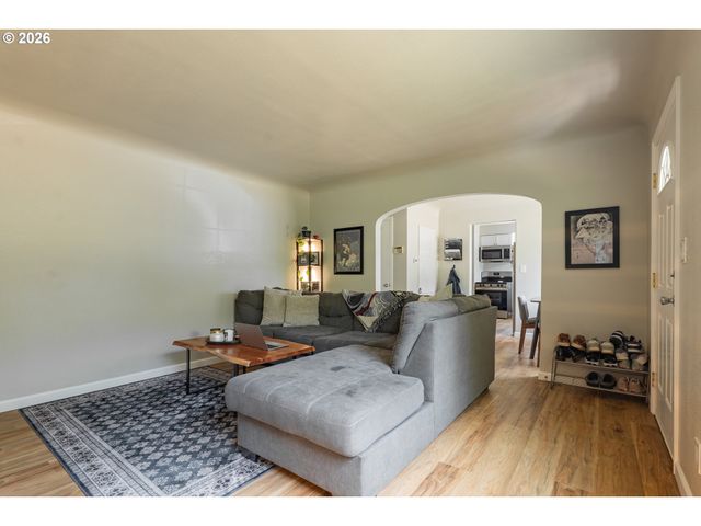 3068 PRINGLE Rd Ne, Salem, OR 97302
