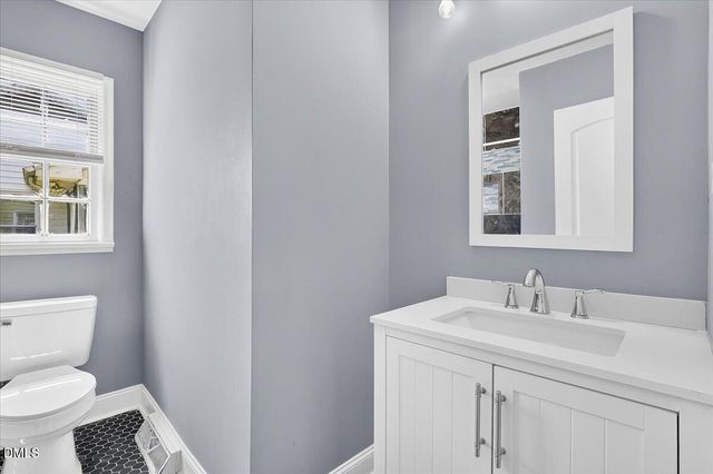 1001 S 2nd Street, Smithfield, NC 27577