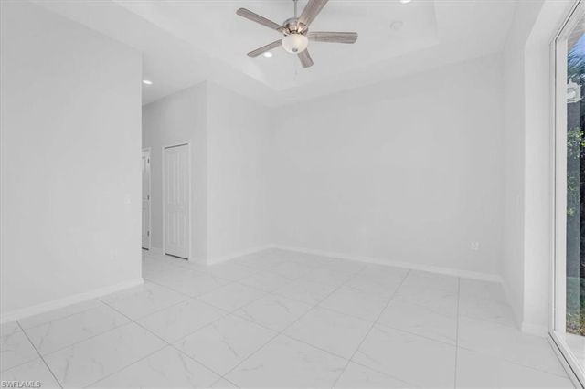 510 Kingsbury LN, Lehigh Acres, FL 33974