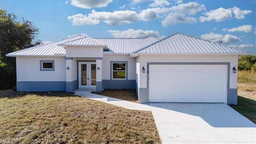 510 Kingsbury LN, Lehigh Acres, FL 33974
