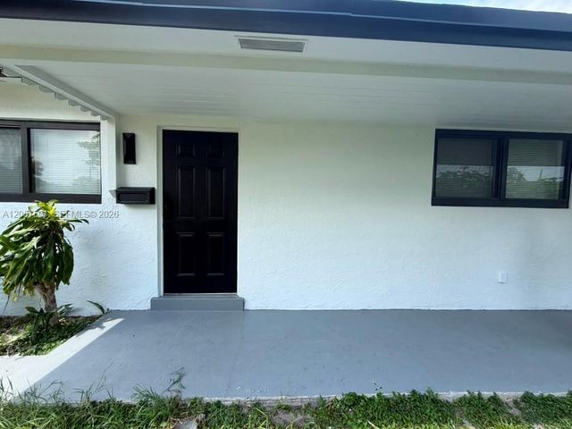 4804 Garden Avenue A, West Palm Beach, FL 33405
