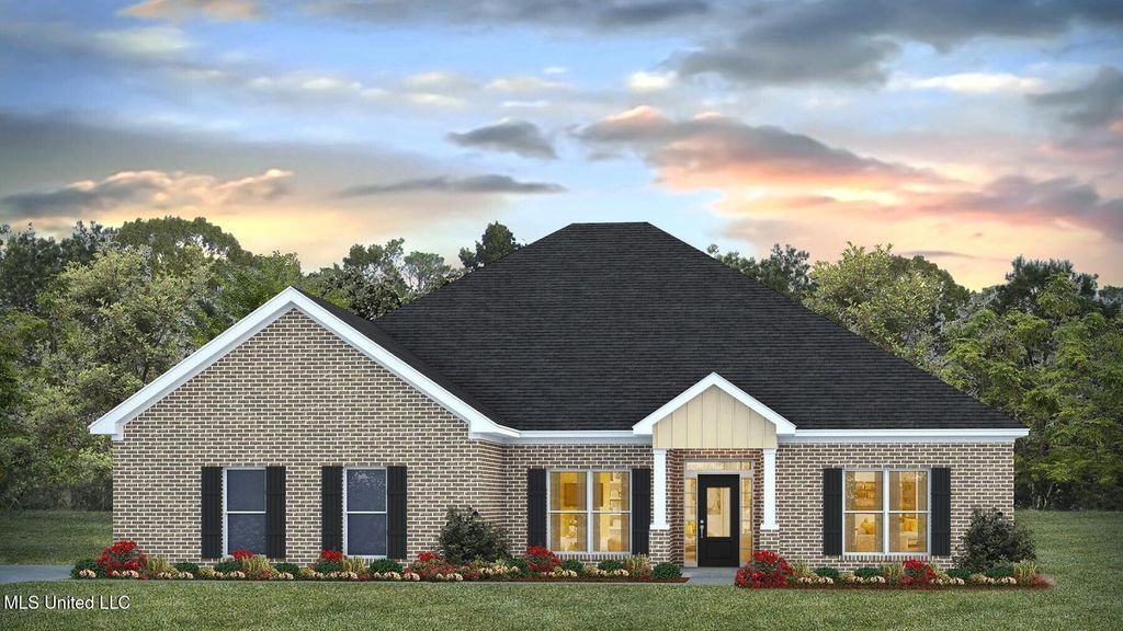 6620 Palm Pointe Drive, Ocean Springs, MS 39564