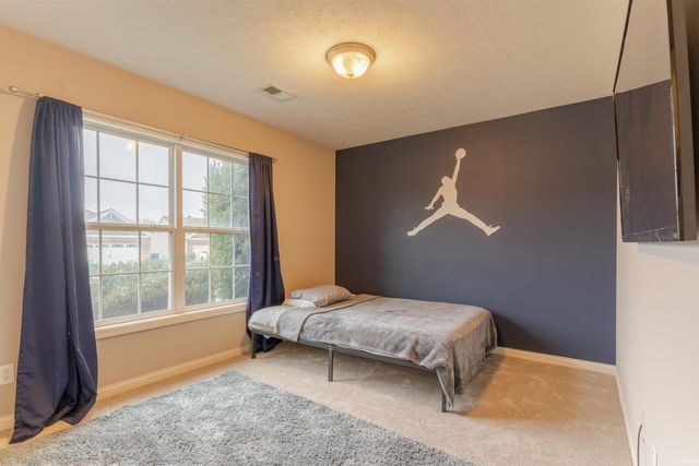 832 Tawny Drive, Evansville, IN 47712