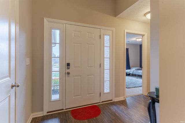 832 Tawny Drive, Evansville, IN 47712