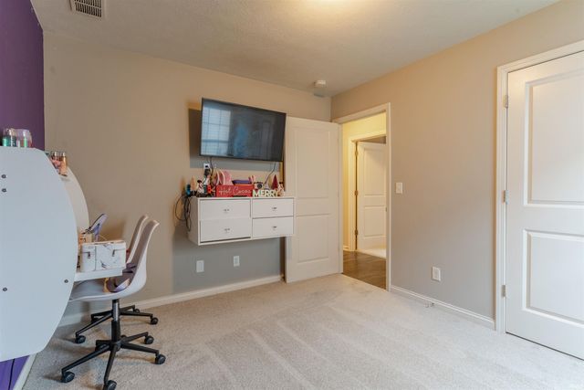 832 Tawny Drive, Evansville, IN 47712