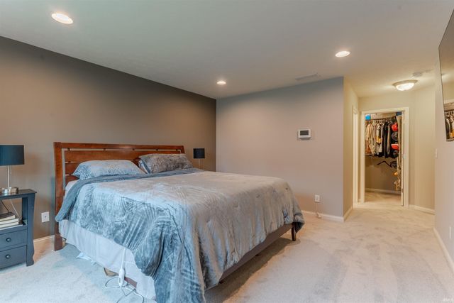 832 Tawny Drive, Evansville, IN 47712