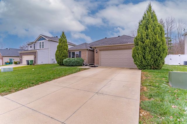 832 Tawny Drive, Evansville, IN 47712