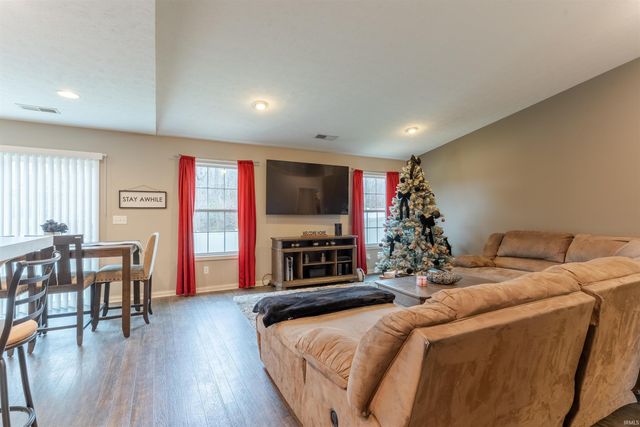 832 Tawny Drive, Evansville, IN 47712