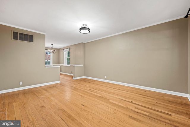 4237 32ND RD S, Arlington, VA 22206