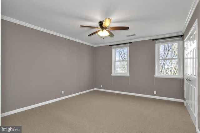 4237 32ND RD S, Arlington, VA 22206