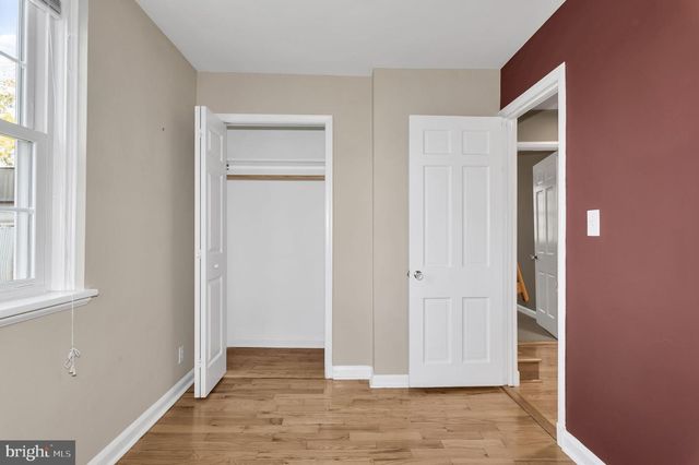 4237 32ND RD S, Arlington, VA 22206