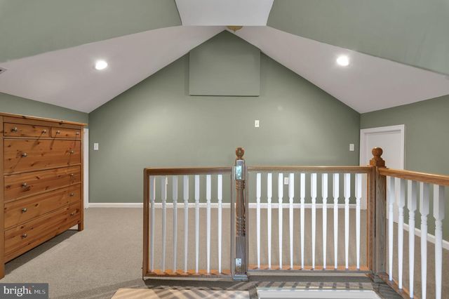 4237 32ND RD S, Arlington, VA 22206