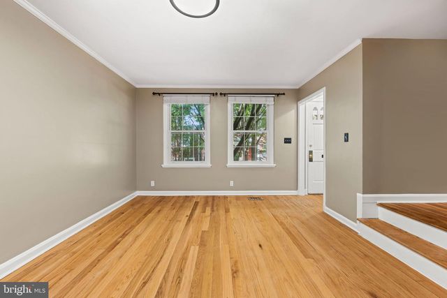 4237 32ND RD S, Arlington, VA 22206