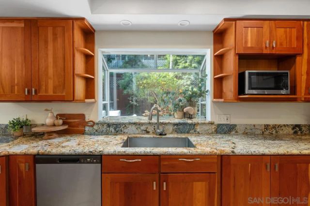 240 A Ave, Coronado, CA 92118