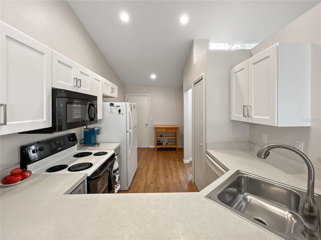 5440 ROSEWALL CIRCLE, Leesburg, FL 34748