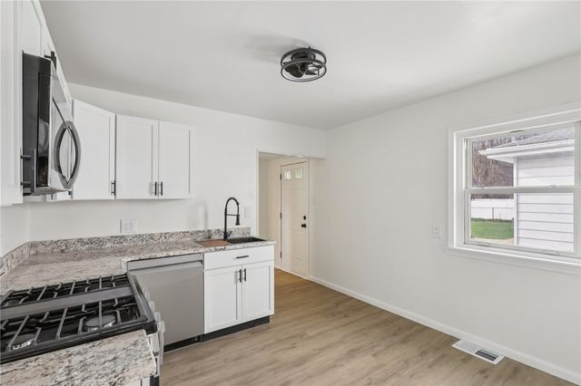 209 Acme Ave, Harmar, PA 15024