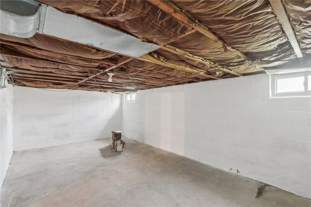 209 Acme Ave, Harmar, PA 15024