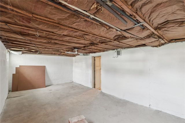 209 Acme Ave, Harmar, PA 15024